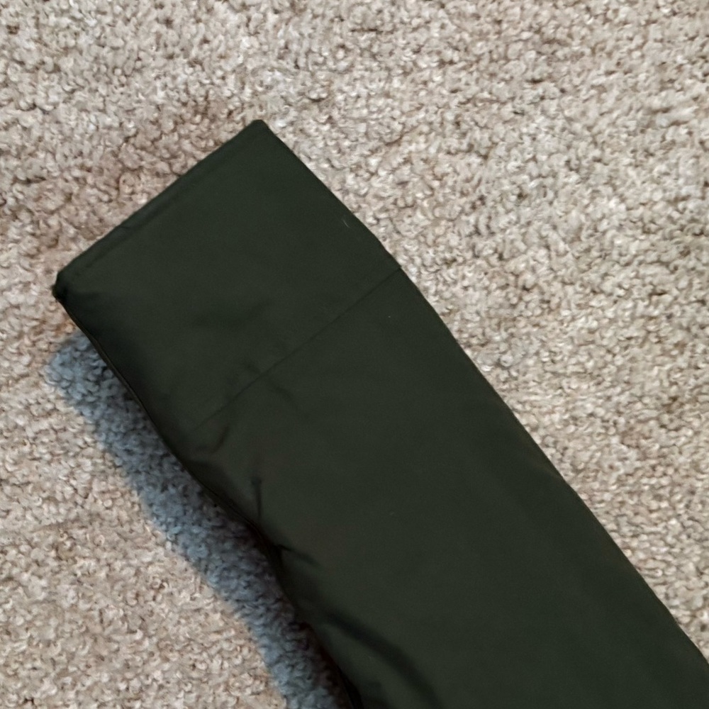 The North Face Women's Green Ski Jacket - Picture 7 of 12